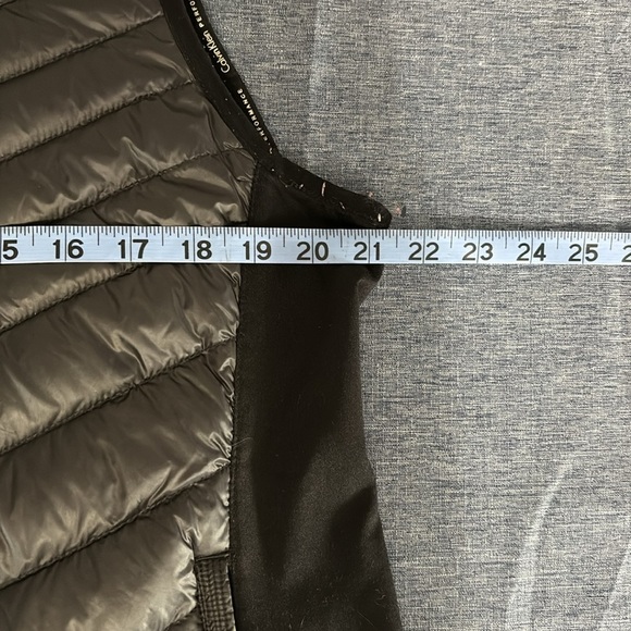 Calvin Klein Women’s XL Turtleneck Black Puffer Vest - Picture 5 of 6